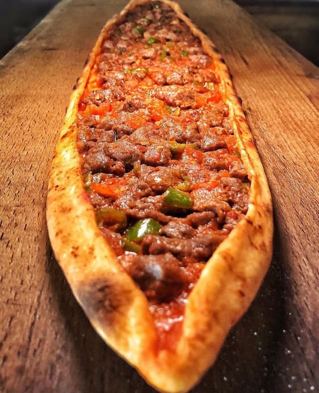 Kuşbaşılı pide with hand-cut beef at Pide Point, Louisville