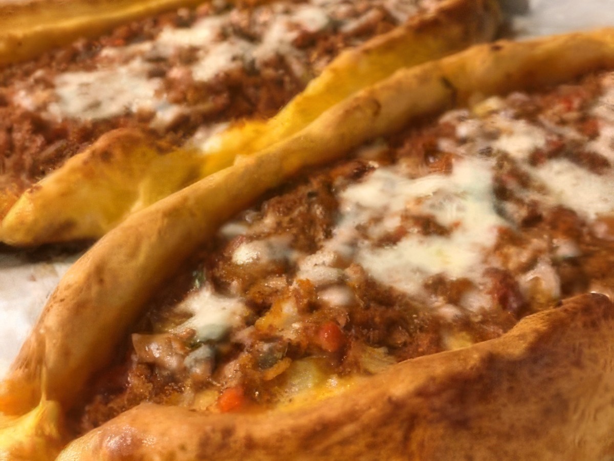 Kıymalı peynirli pide with kashkaval cheese at Pide Point, Louisville